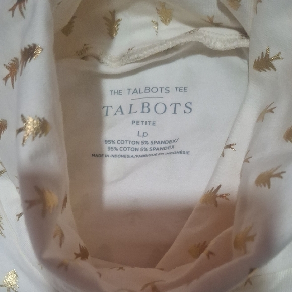 Talbots Women's White Tee with Gold Pineapple Design LP - Picture 4 of 7
